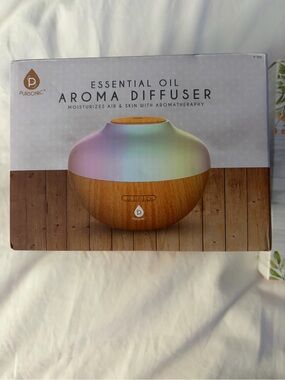 NWT Pursonic essential oil aromatherapy diffuser